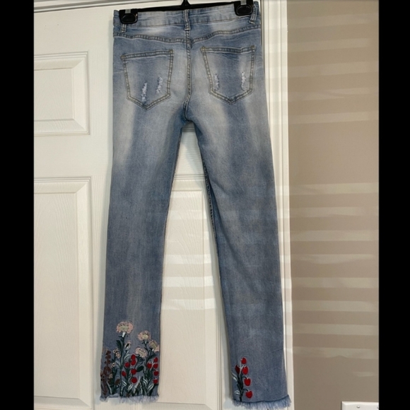 Jella Couture Embroidered Blue Jeans - Picture 15 of 16
